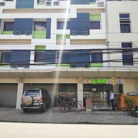Westpoint Hotel Cebu Extérieur photo