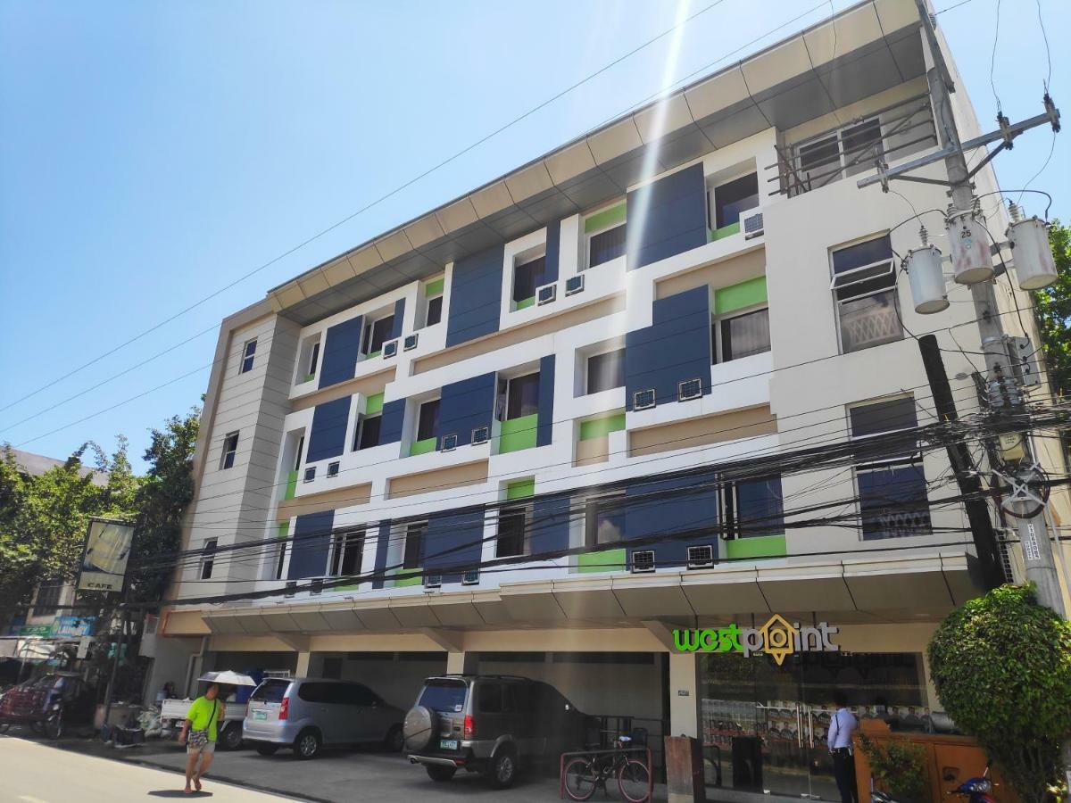 Westpoint Hotel Cebu Extérieur photo