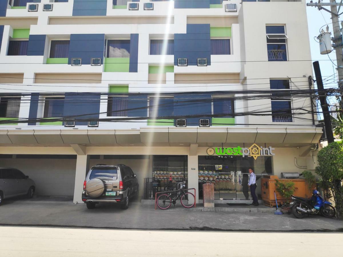 Westpoint Hotel Cebu Extérieur photo